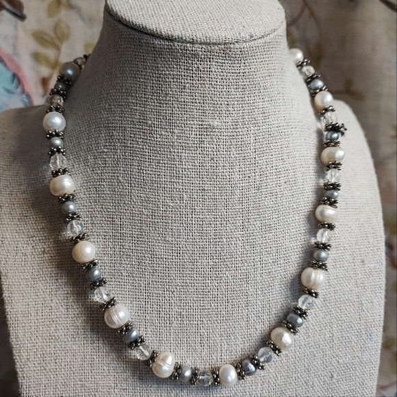 Cultured Pearls Gray White Glass Beads Short Quality Necklace Bridal Jewelry - Picture 1 of 6